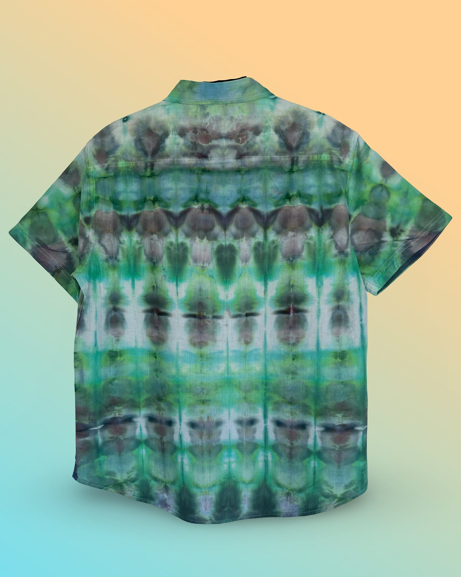Ice dye short sleeve large green gray back
