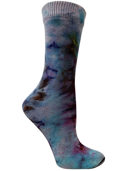 blue purple crinkle ice dye organic cotton socks